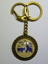 ELEFANTE CON RINOCERONTE AZUL LLAVERO