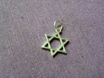 ESTRELLA DE DAVID COLGANTE PLATA